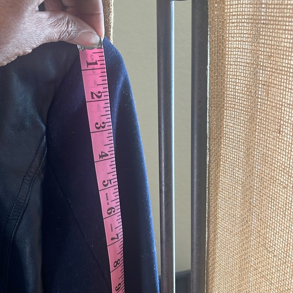 ‎Jacket - Picture 9 of 12